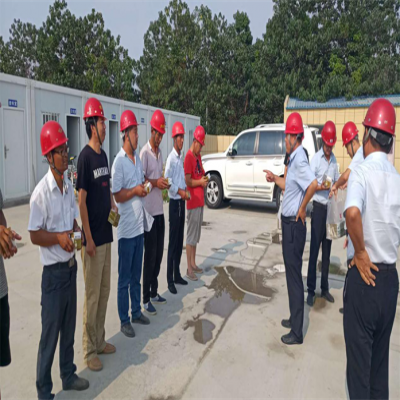 高温慰问到工地，炎炎夏日送清凉